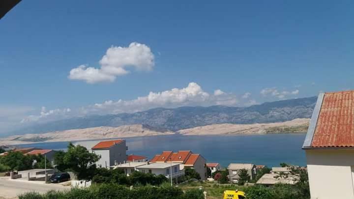Apartament Apartman Dora Pag Town Zewnętrze zdjęcie